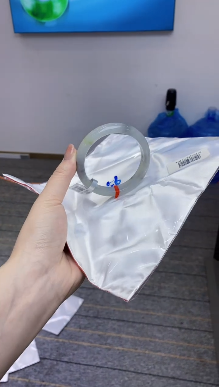 【闪购商品】翡翠手镯未镶嵌11111111111111