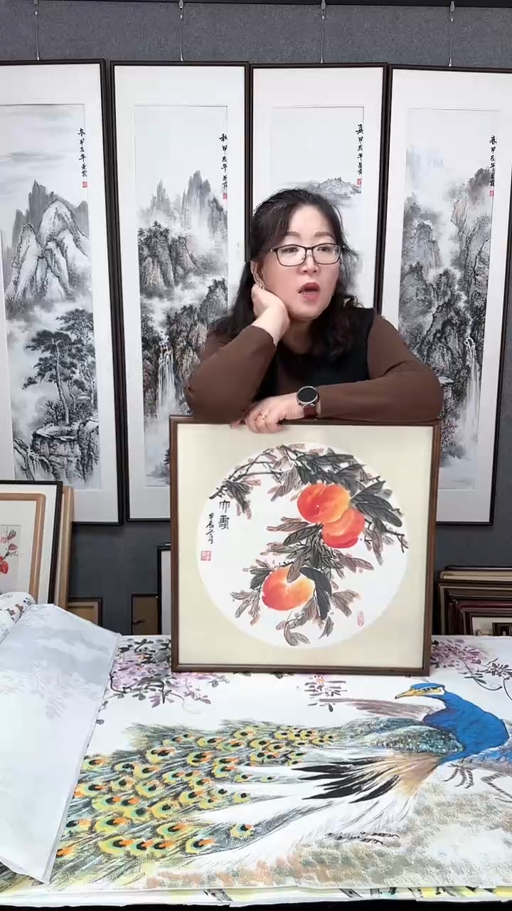 【闪购商品】国画实木装裱50*50 桃子