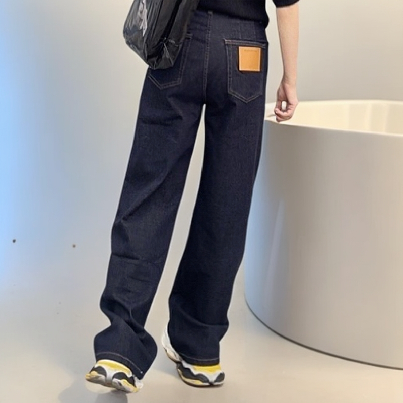 84078设计师款早春直筒裤牛仔裤