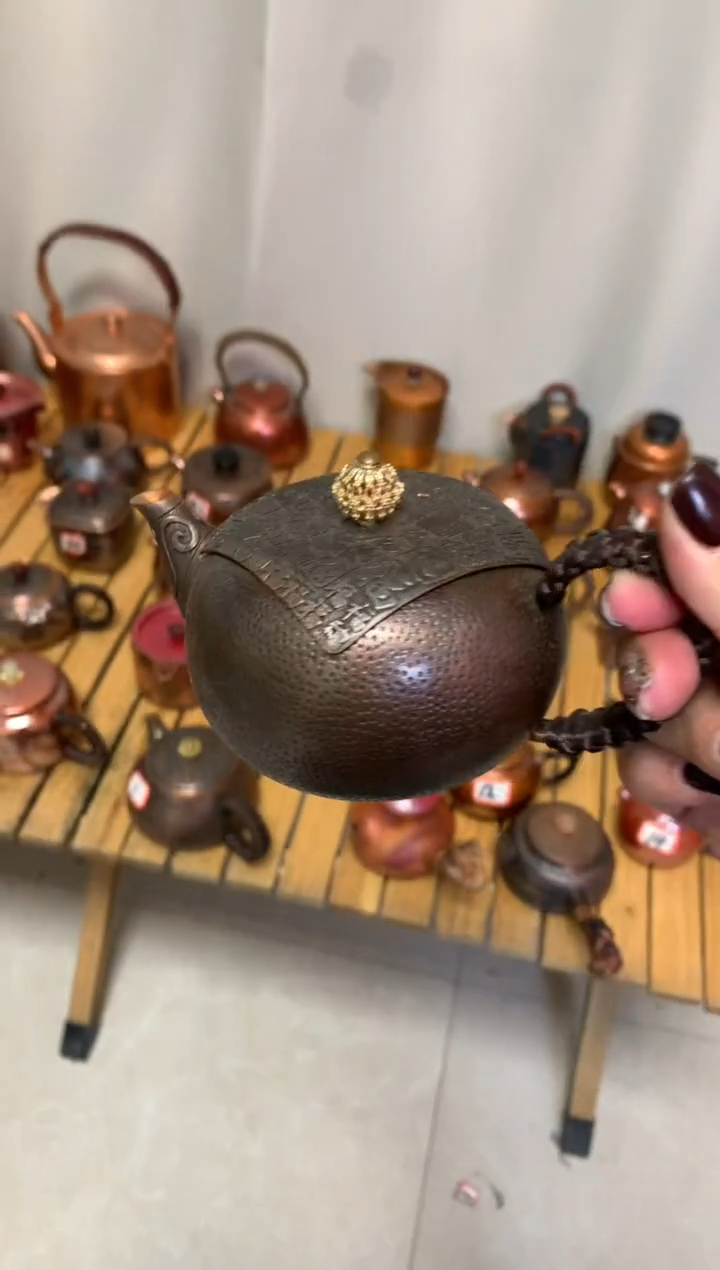 紫铜做旧百福方盖闷泡壶