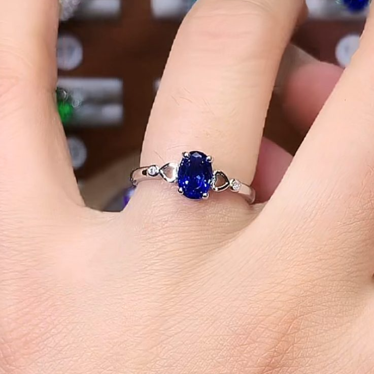 蓝宝石开口戒57白