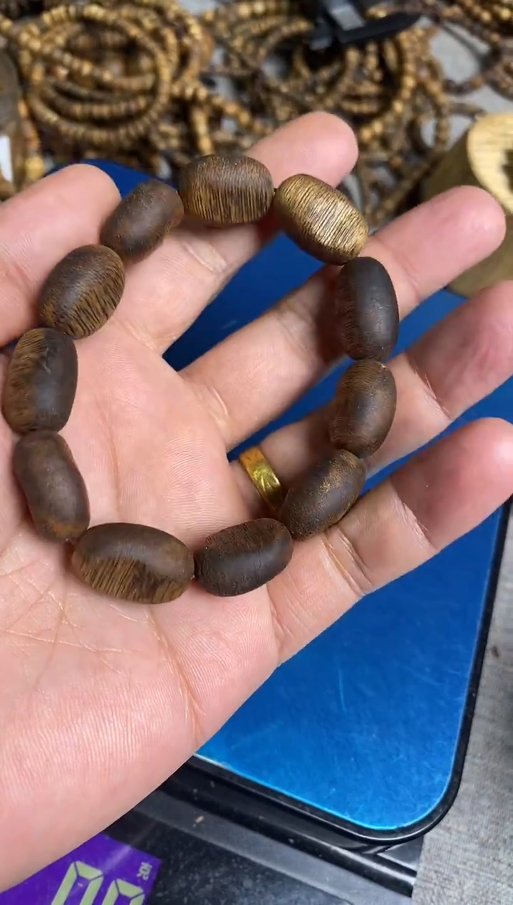 沉香手串高品质留疤珠单圈手串11+多样性发一