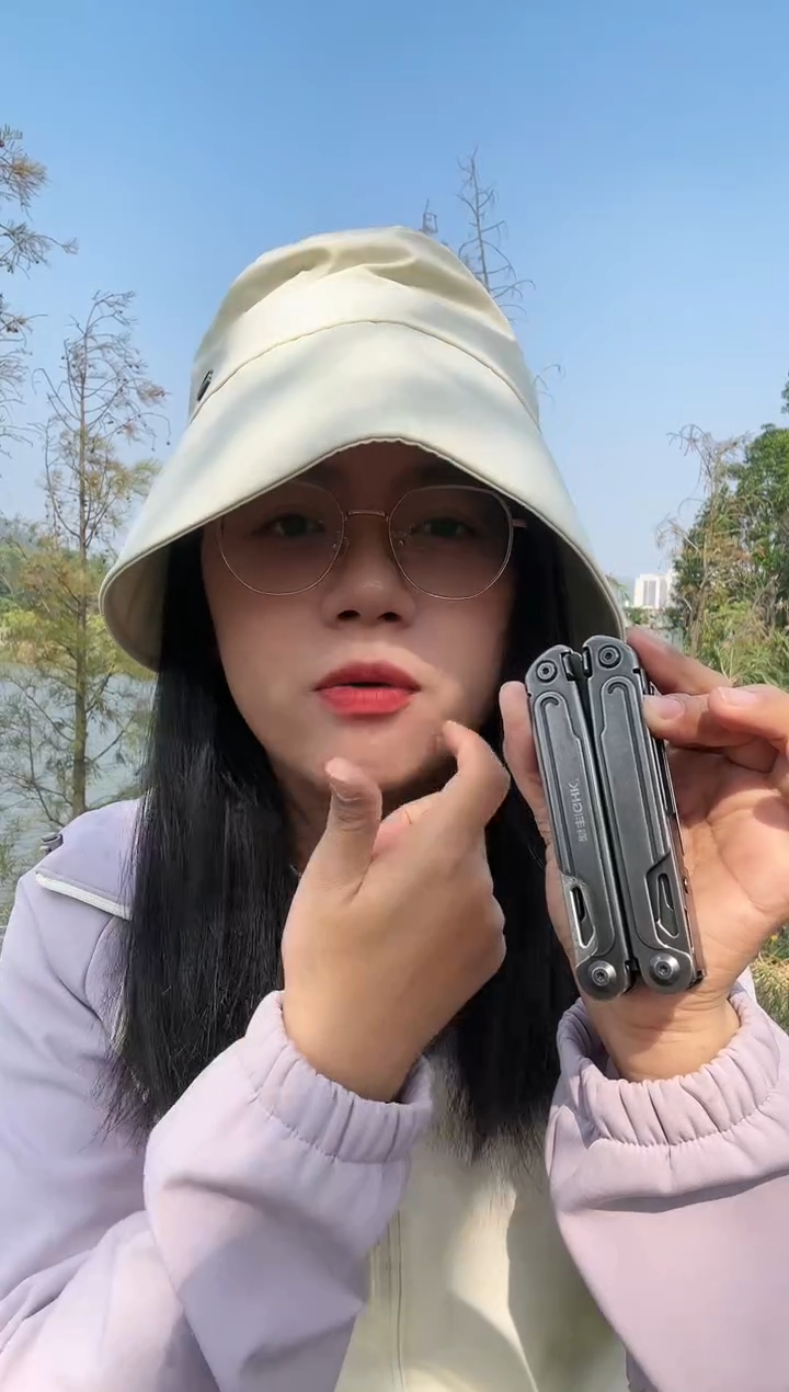 2号锋焰多功能钳，送k鞘+赠品！