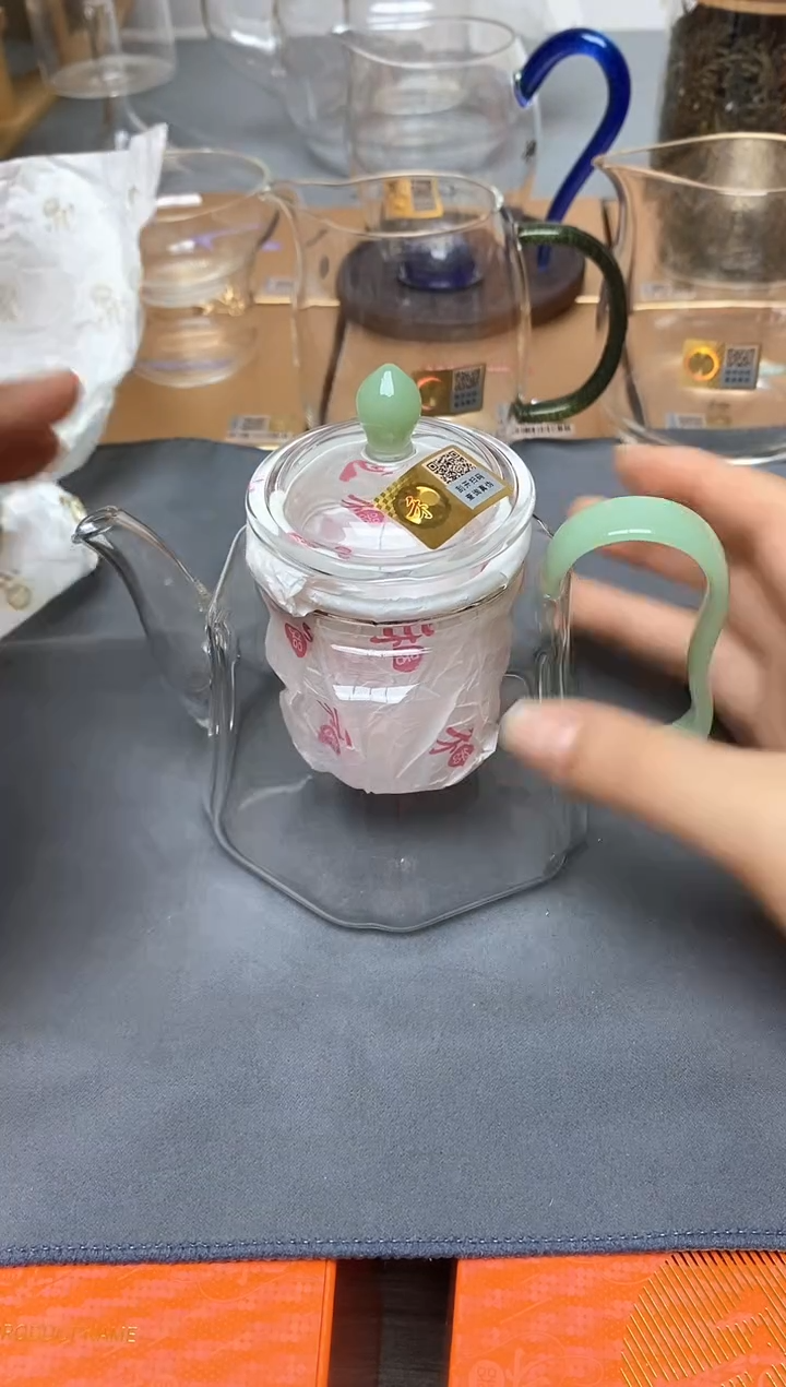 禾器锦瑞壶浅玉色