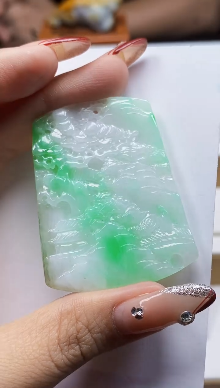 翡翠未镶嵌颈饰翡翠A货