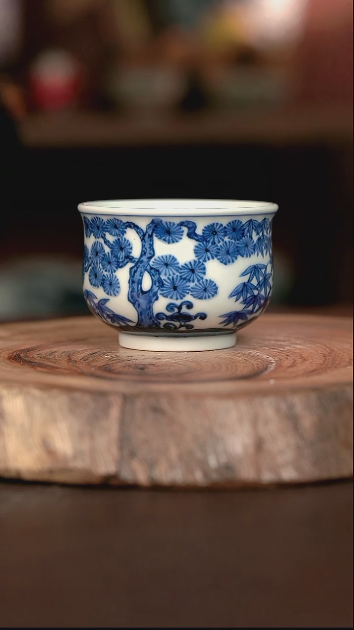 手绘微瑕高温现代瓷  气窑  松竹梅大高炉杯120C