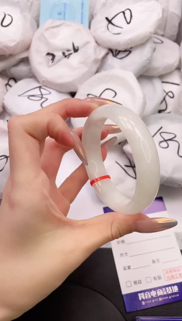 【闪购商品】和田玉手镯未镶嵌1K415-57