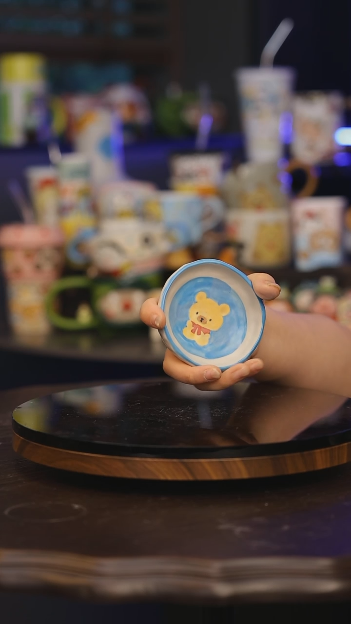 【闪购商品】摆件景德镇釉下彩绘设计师款式陶瓷
