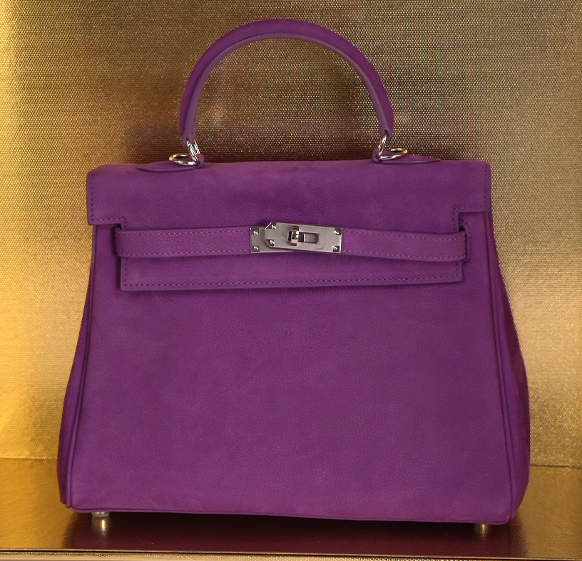 (全新未拆封）轻奢时尚高级经典潮流百搭手提单肩斜跨女士包包