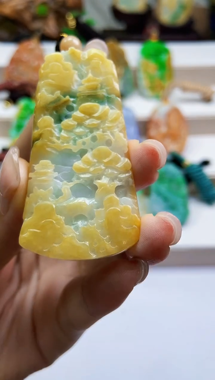 颈饰未镶嵌翡翠翡翠A货