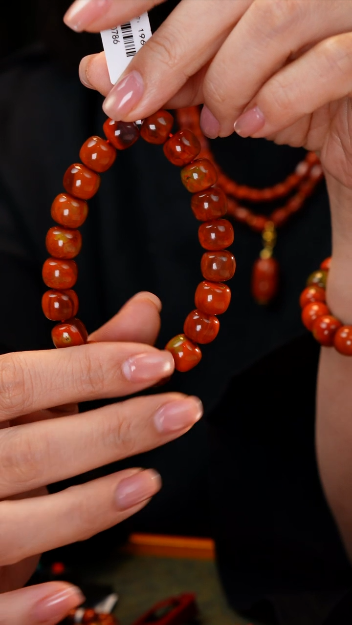 未镶嵌手串南红玛瑙包浆料单圈