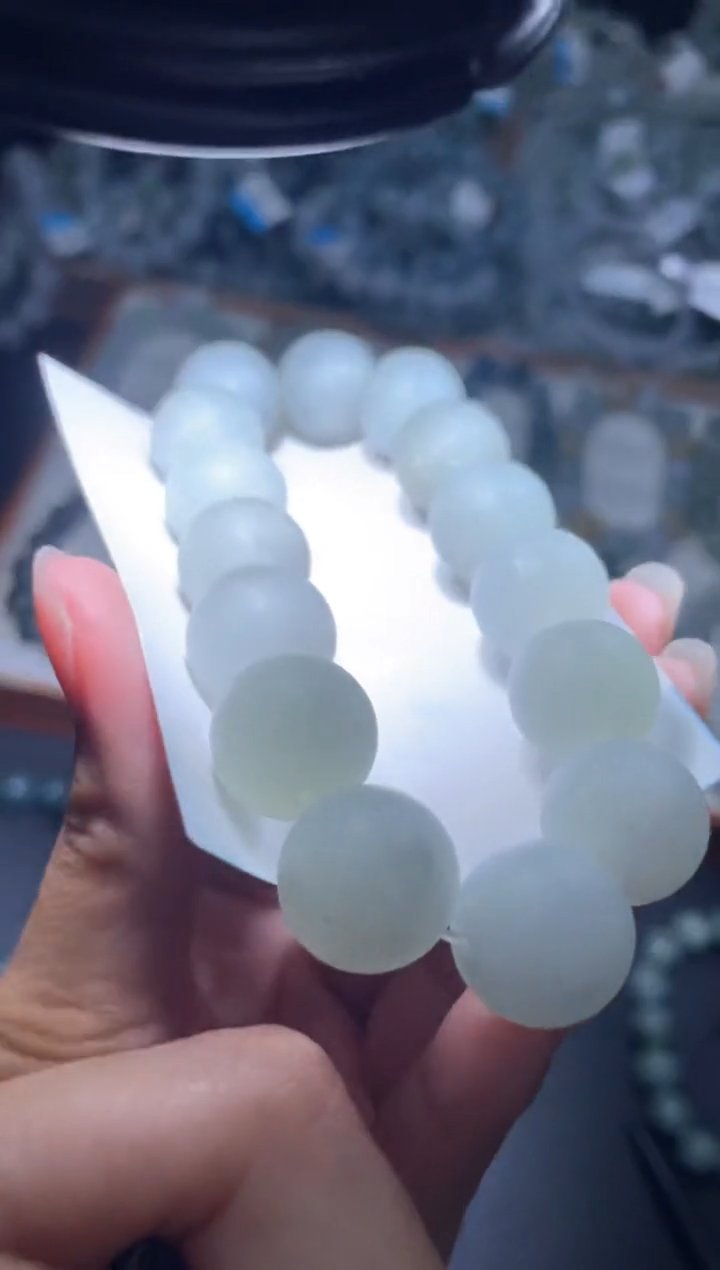 未镶嵌定制翡翠天然缅甸翡翠手串39