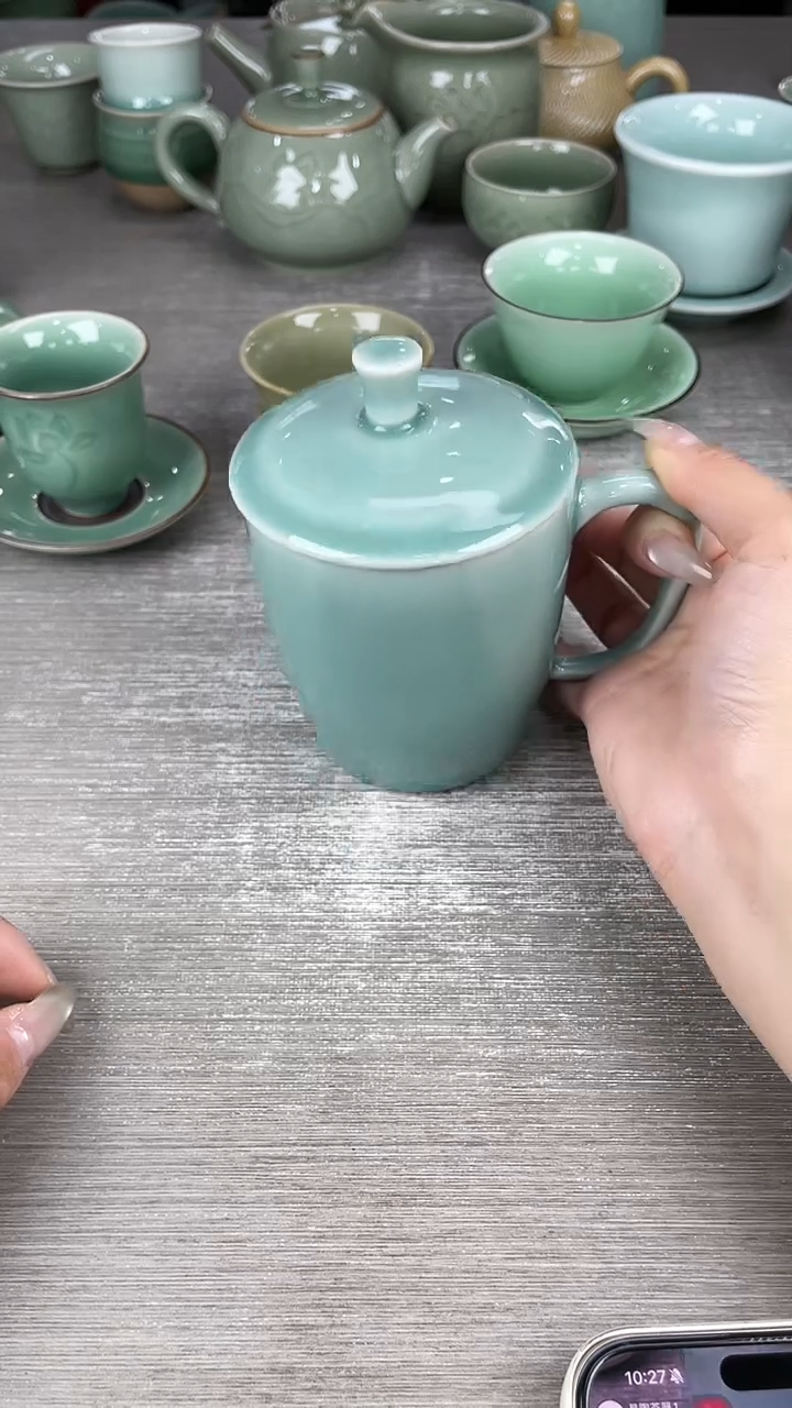 哎呦，这家青瓷不错哦