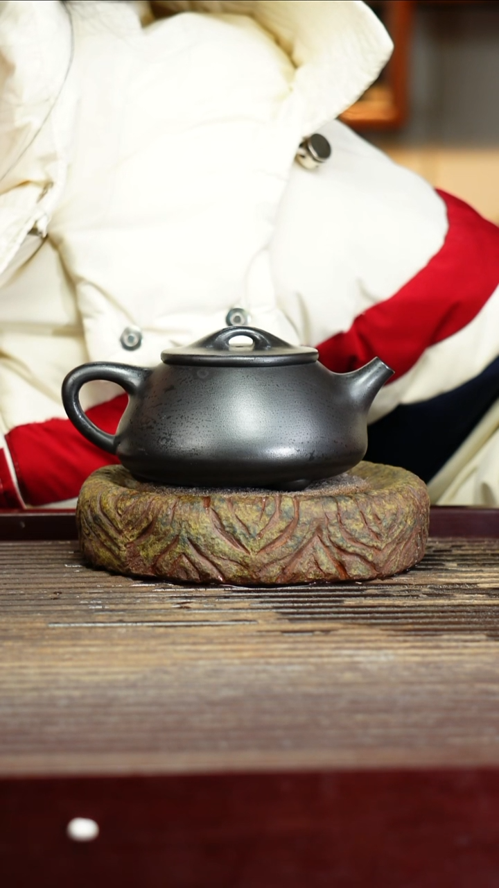 宜兴原矿紫砂壶茶壶宜兴原矿紫砂壶茶壶260C