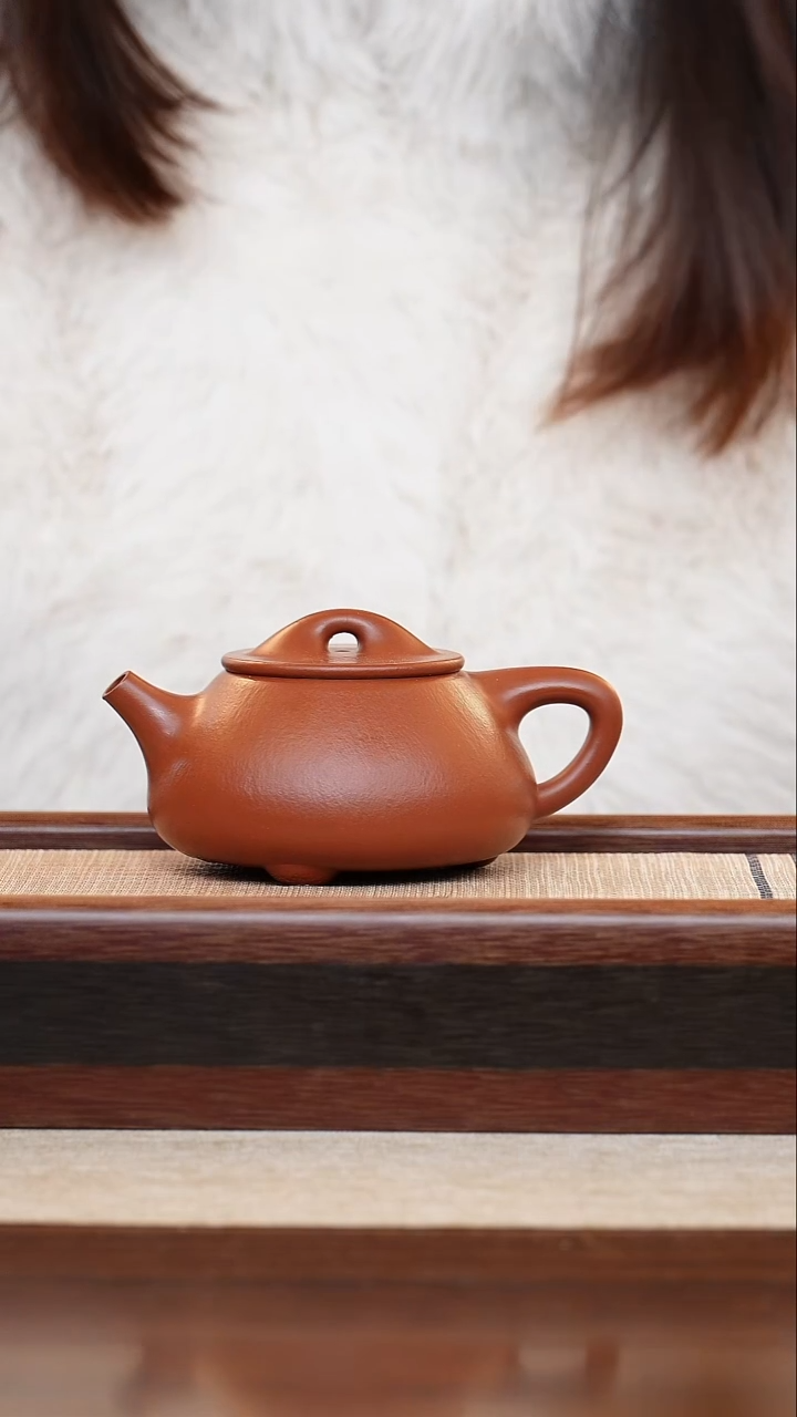 全手工朱泥郑老师景舟石瓢200cc紫砂壶