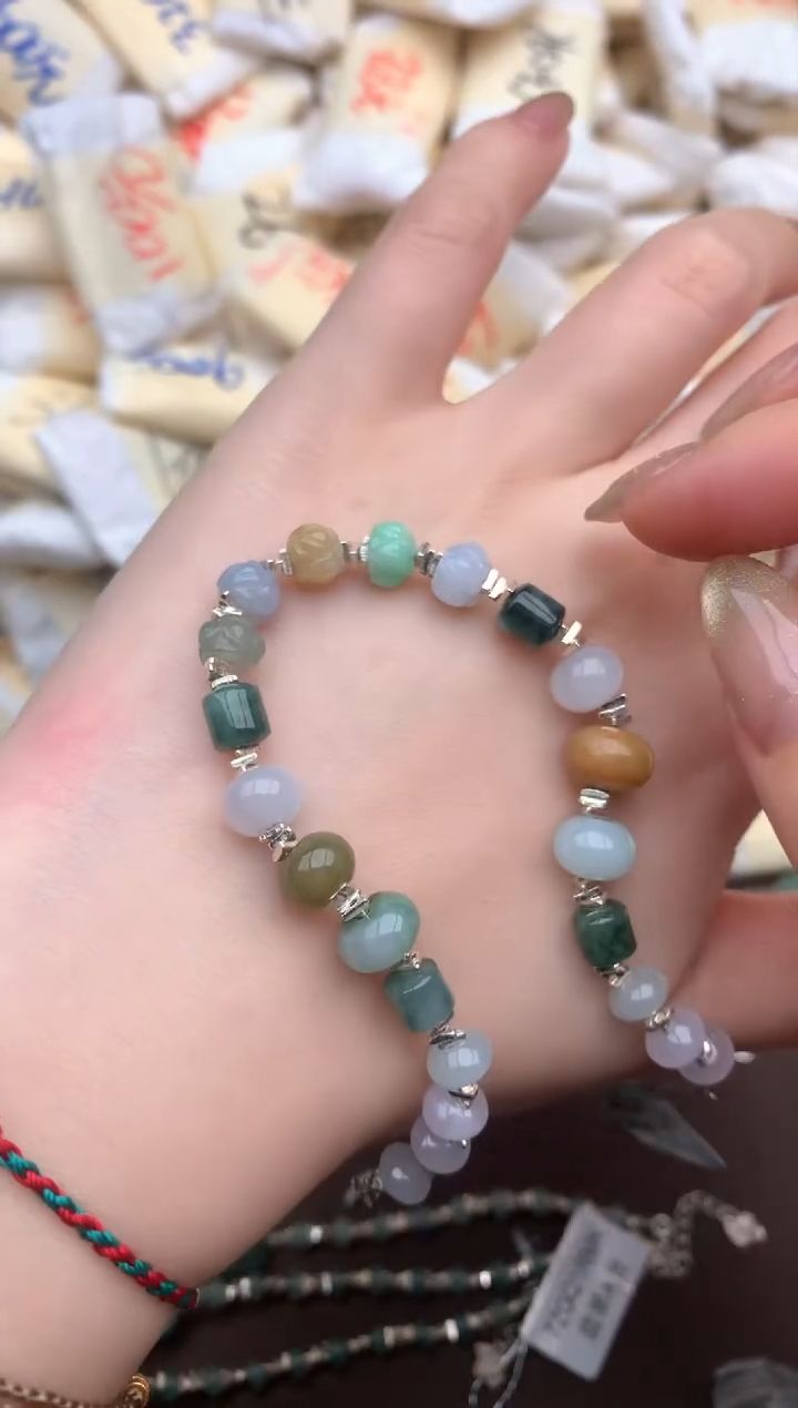 【闪购商品】翡翠挂件未镶嵌    一