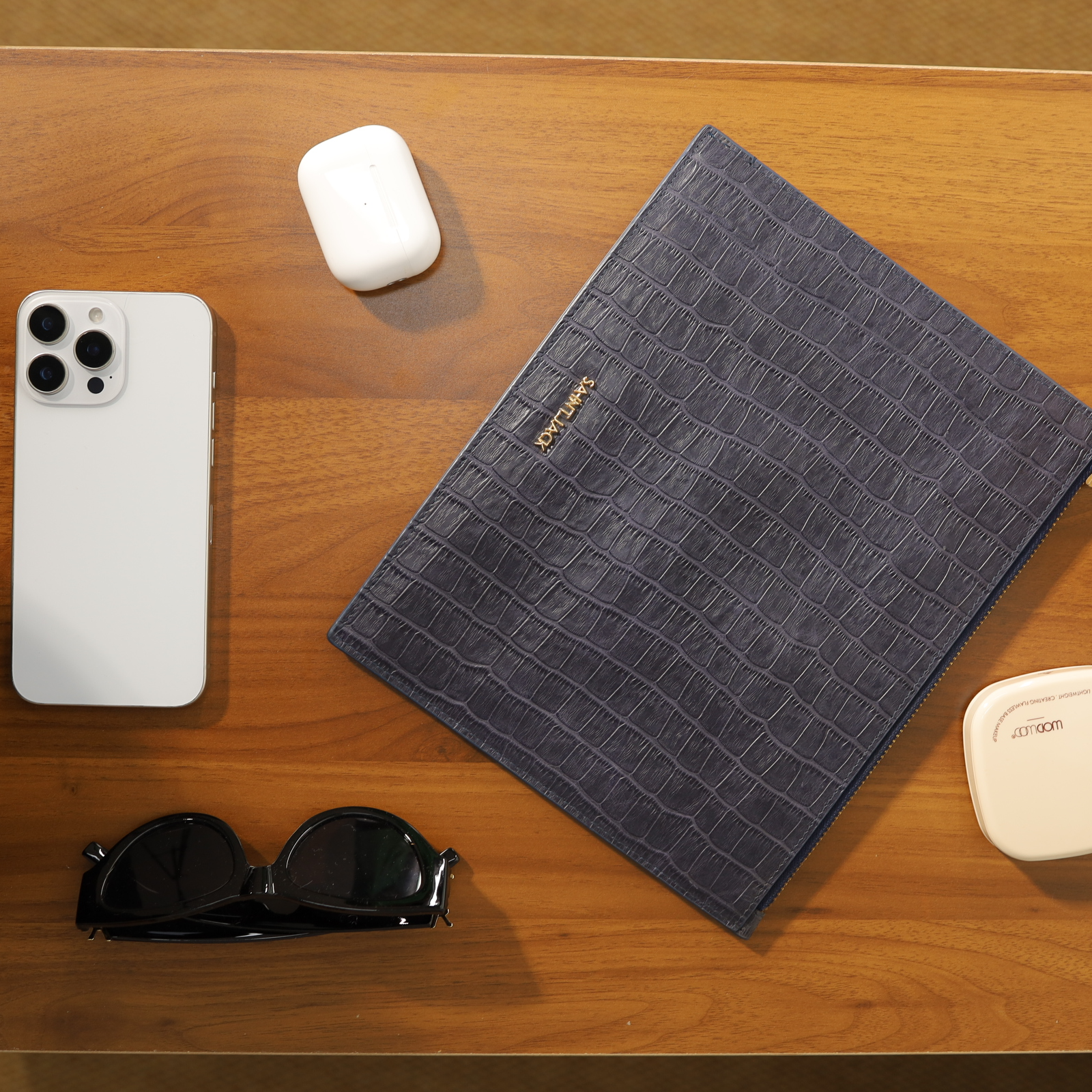 万里马旗下圣积牛皮手抓包深蓝鳄鱼纹理气质时尚手抓包手拿包