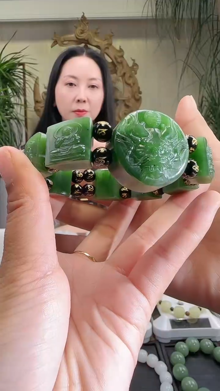 【闪购商品】和田玉手串未镶嵌碧玉雕刻手串
