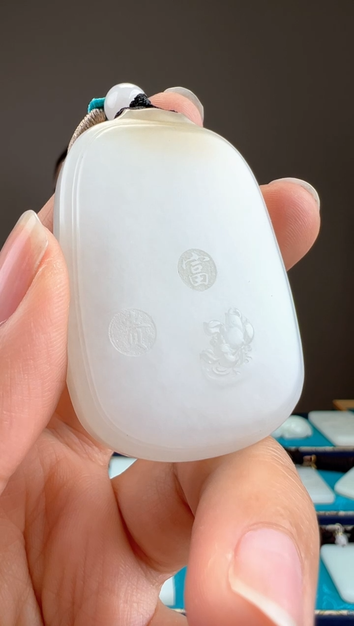 【闪购商品】和田玉颈饰未镶嵌1