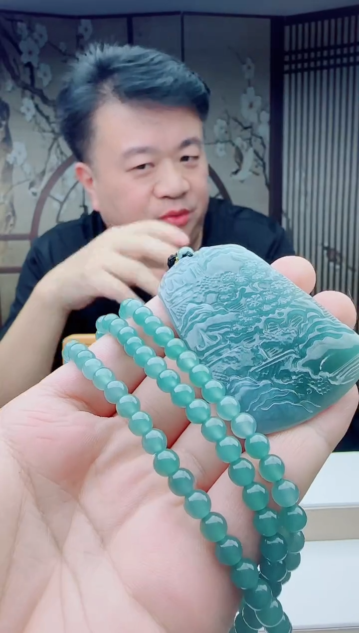 颈饰未镶嵌翡翠多样性发其一