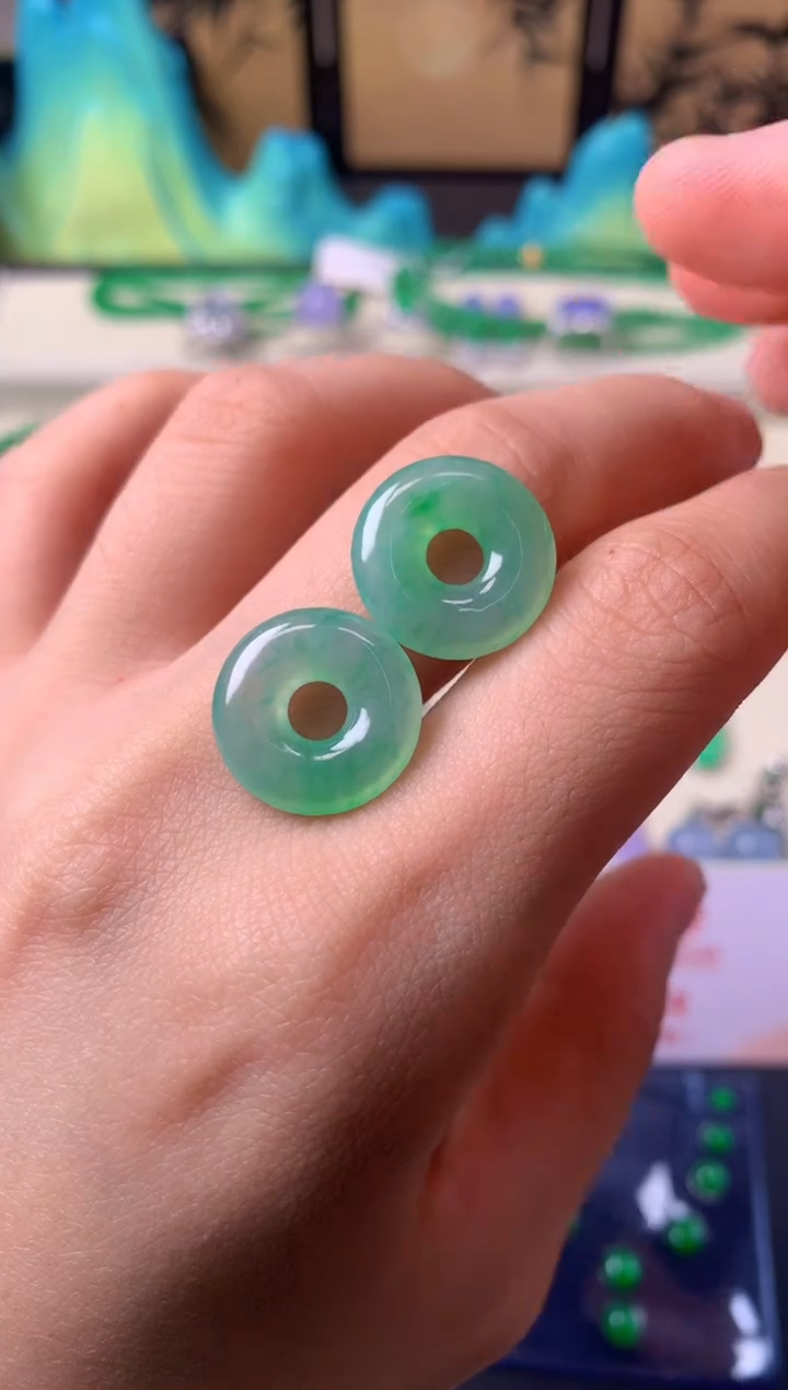 定制翡翠未镶嵌裸石（定制镶嵌）