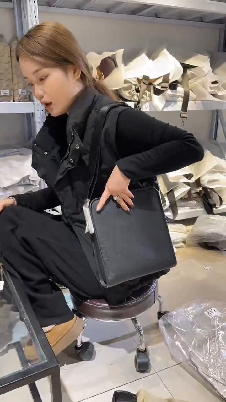 头层牛皮326品牌男包清货中（不要卡单，理性消费）