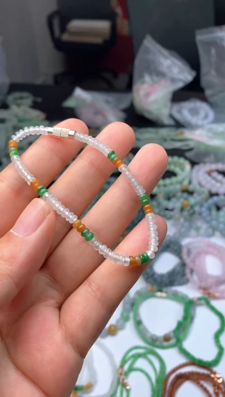 定制翡翠未镶嵌翡翠毛货发货发一个