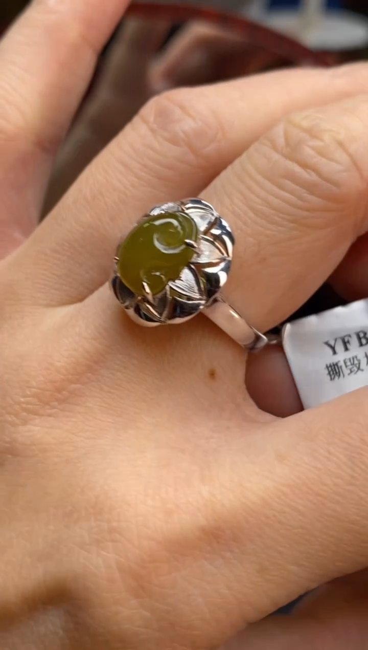 颈饰银S925镶嵌翡翠净货13740