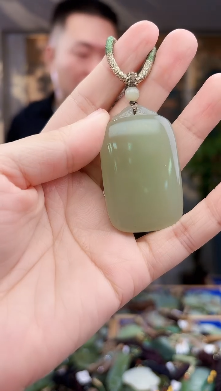 和田玉未镶嵌挂件拍一发一多样性发货