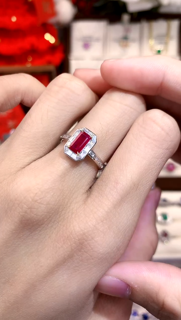 【闪购商品】红宝石戒指18K金镶嵌0.86ct/天然宝石/七天无理由