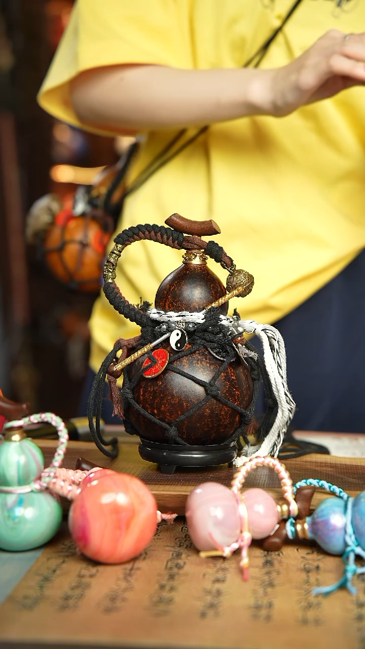 94号500ml左右非遗大漆酒葫芦