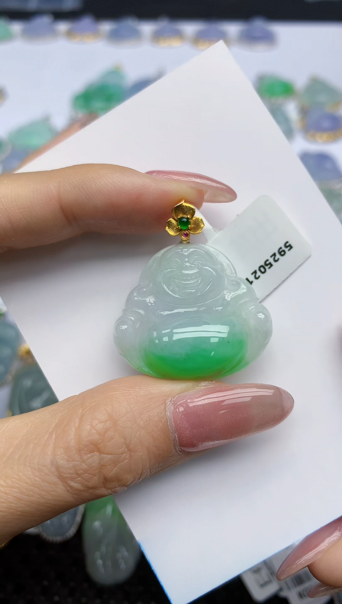【闪购商品】翡翠挂件18K金镶嵌天然翡翠A货