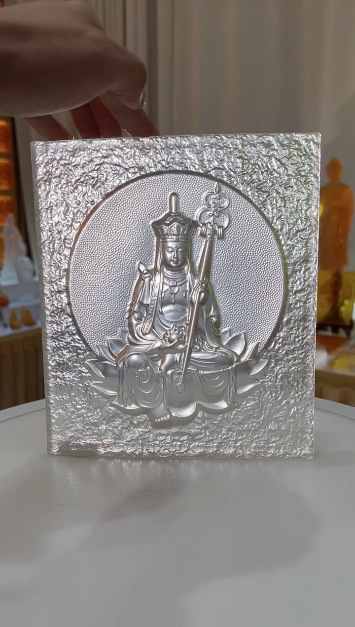 【闪购商品】茶宠19*21公分的透色药师