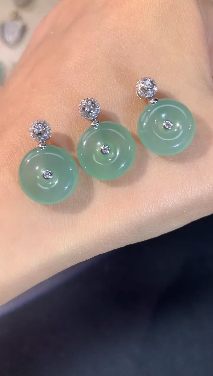 翡翠18K金镶嵌吊坠(不含链)W92多样性发其一 |  1980