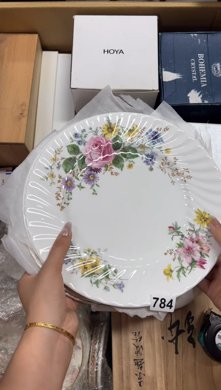 瓷片芊**贝+784中古商品谨慎参拍
