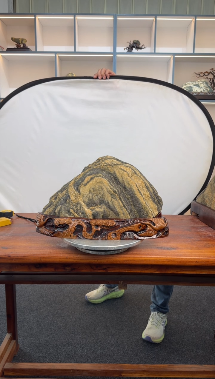 石材厚****品46*28*14，25斤