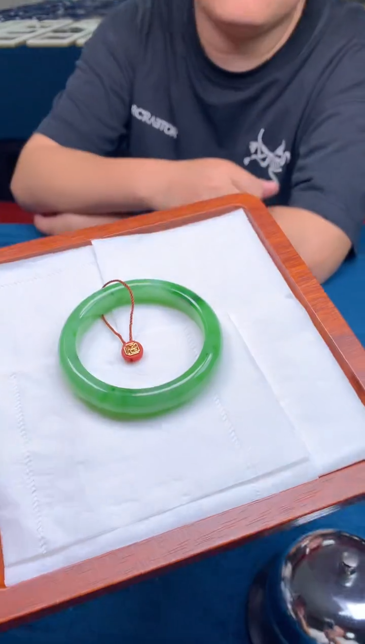 定制和田玉天然和田玉（拍一发一)