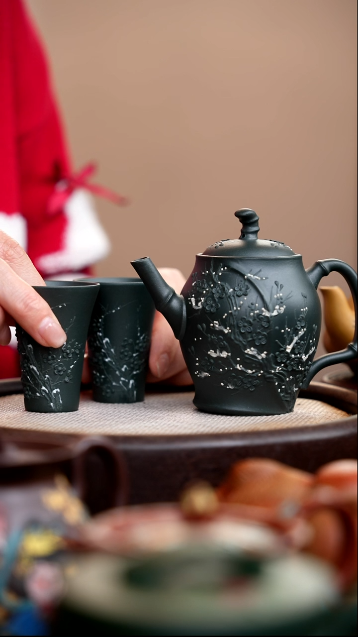 茶壶紫砂007 九龄君子兰竹韵梅雪+九龄君子兰喇叭杯梅雪*2 