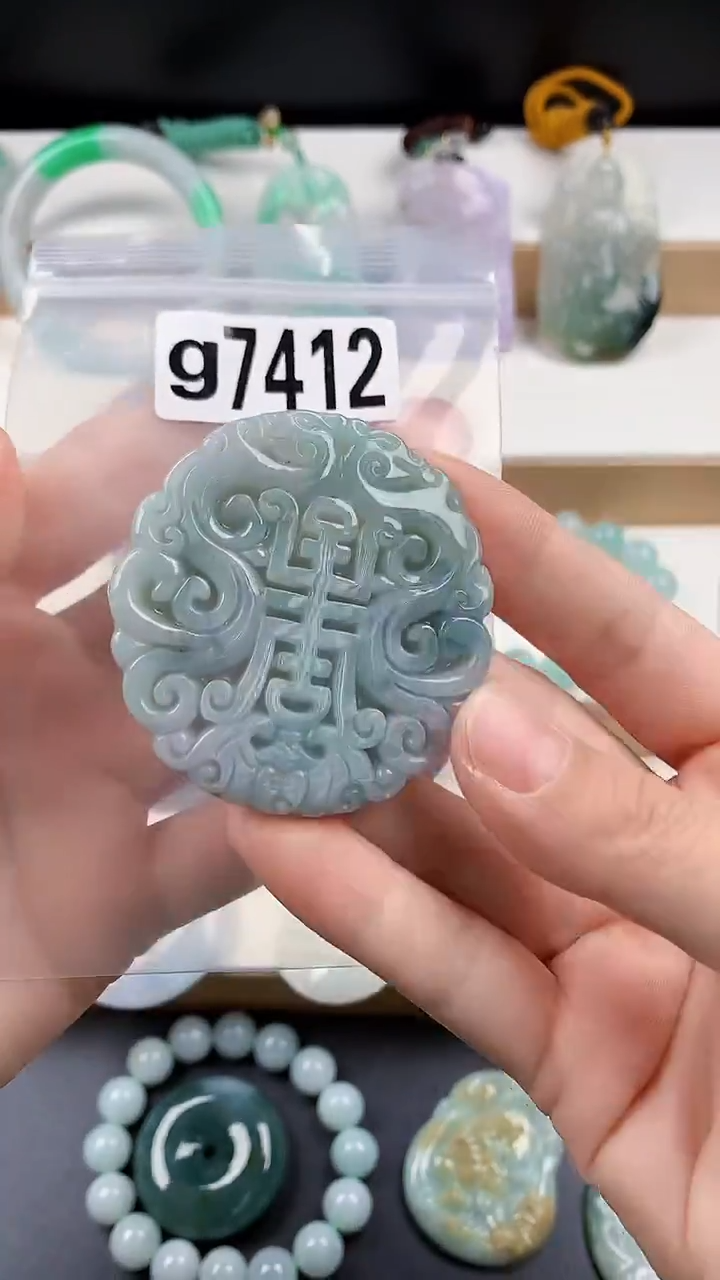 颈饰未镶嵌翡翠天然翡翠吊坠挂件