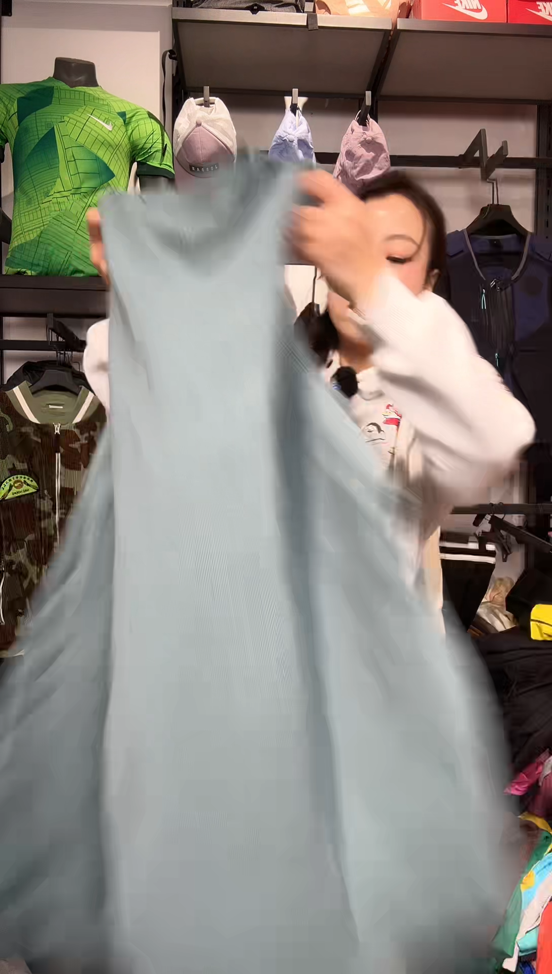 1605编码 耐克卫衣服饰过款为准 尺码XL