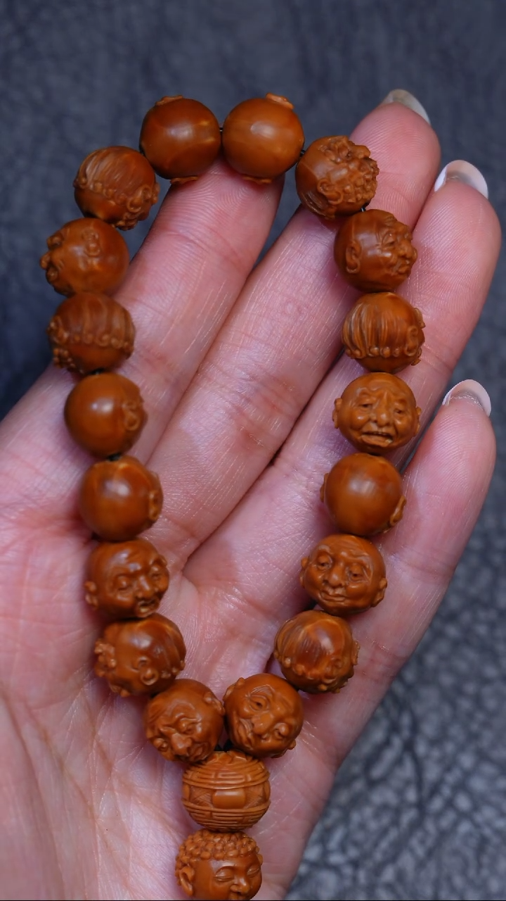 【闪购商品】橄榄核手串/手链宋水官新年须派罗汉