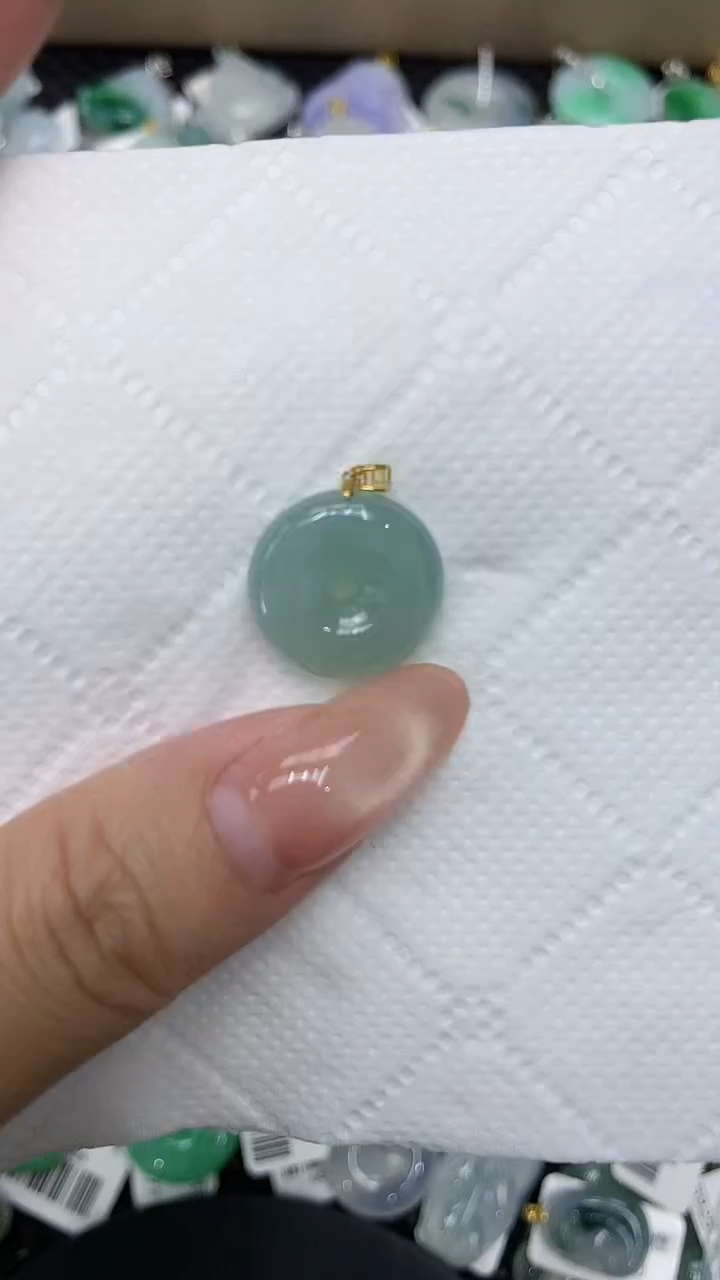 颈饰18K金镶嵌翡翠 11111111111111111