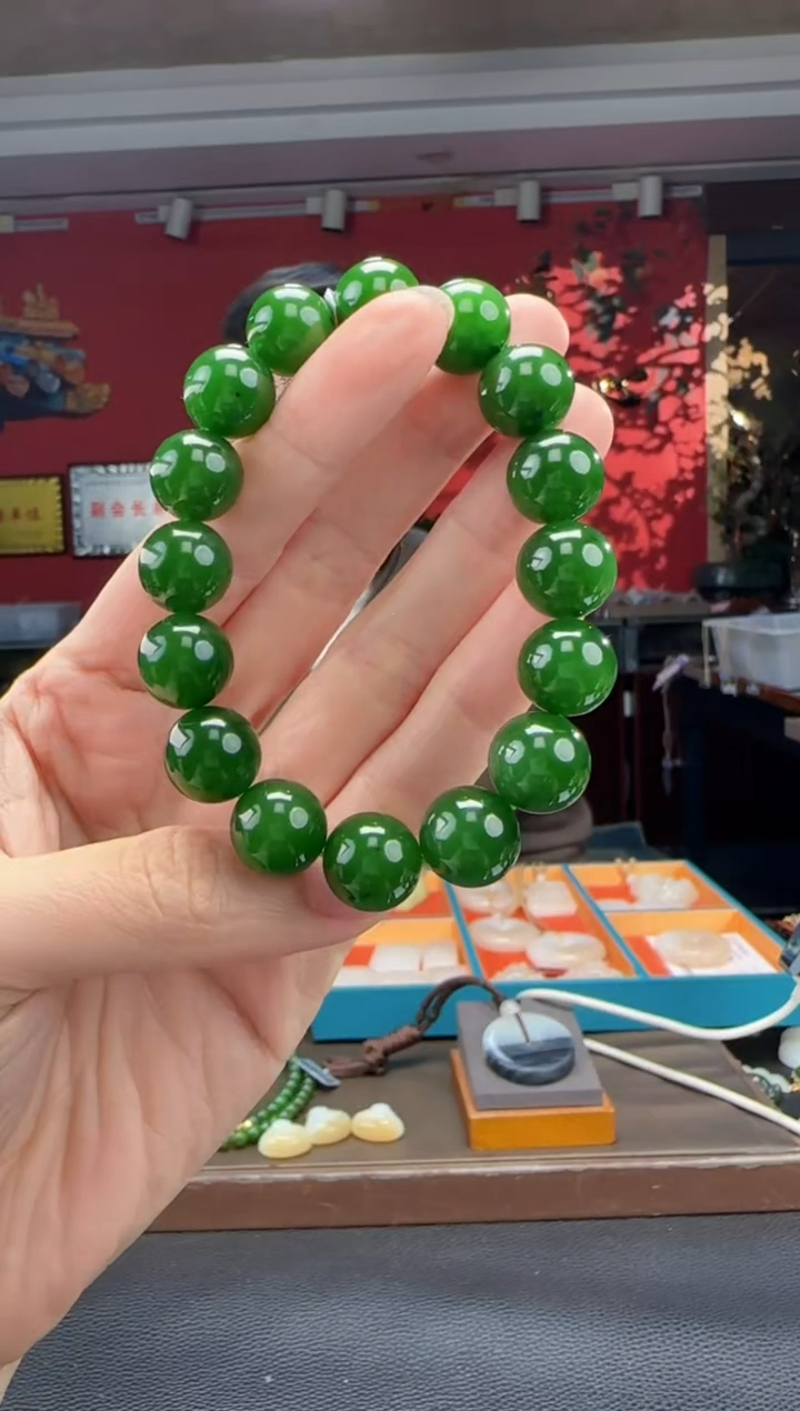 未镶嵌手链和田玉碧玉菠菜绿单圈手串