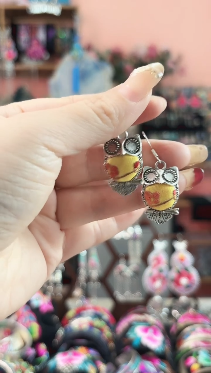 艺枝独绣手工饰品138