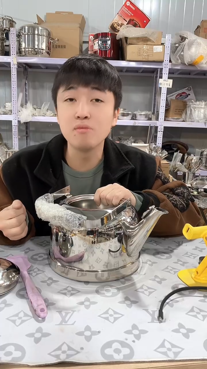 5.0L烧水壶瑕疵 