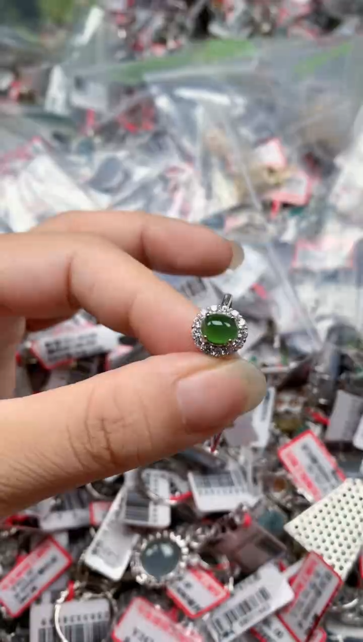 银S925镶嵌戒指翡翠天然A货缅甸翡翠