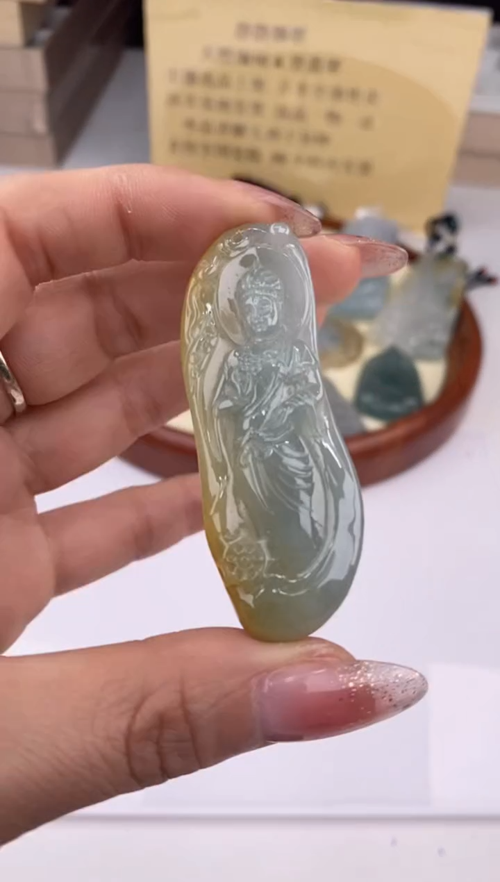 【闪购商品】翡翠吊坠(赠链)未镶嵌27488/静静聊翠