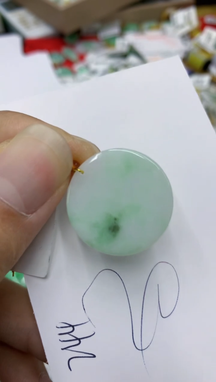 翡翠未镶嵌颈饰号链接111111111