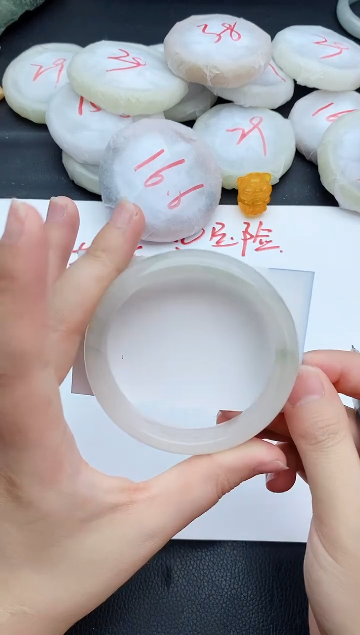 石英质玉手镯未镶嵌346+58/59