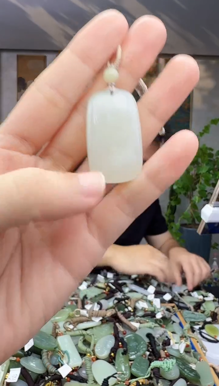 未镶嵌和田玉挂件拍一发一